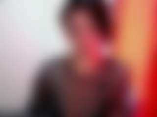 Live cam show with Camelia Saenz - Shaved on crypto-cams