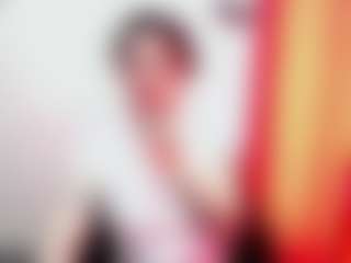 Live cam show with Camelia Saenz - Facial Piercings on Mixed Magazine Live