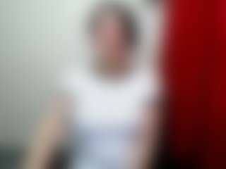 Camelia Saenz's Live Sex Cam Show