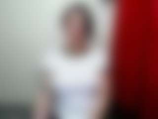 Camelia Saenz's Live Sex Cam Show