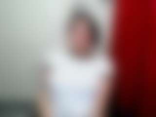 Camelia Saenz's Live Sex Cam Show