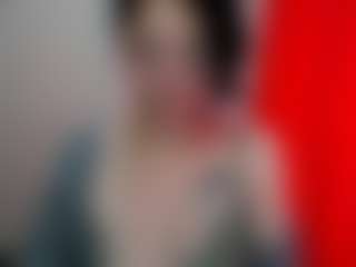 Camelia Saenz's Live Sex Cam Show