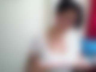 Live cam show with Camelia Saenz - Cute on AdultVida.com