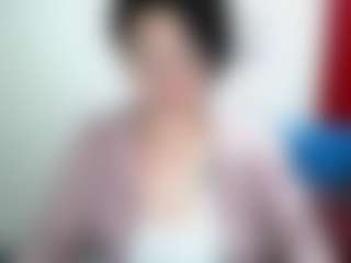 Camelia Saenz's Live Sex Cam Show