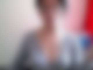 Live cam show with Camelia Saenz - Normal on Dolls Live