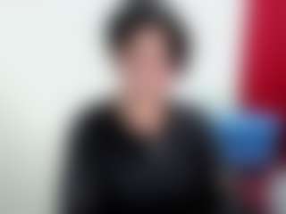 Camelia Saenz's Live Sex Cam Show