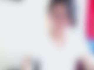 Live cam show with Camelia Saenz - Shaved on liverealitysex.com