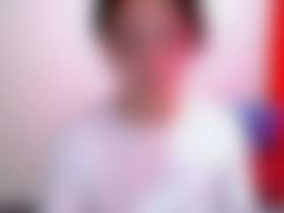 Live cam show with Camelia Saenz - Cute on Free Soda