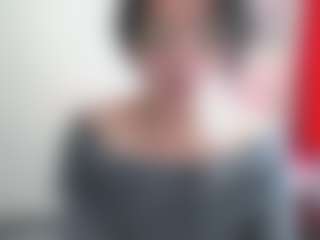 Live cam show with Camelia Saenz - Tease on Cam Slut