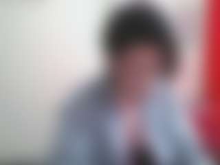 Live cam show with Camelia Saenz - Solo on AdultVida.com