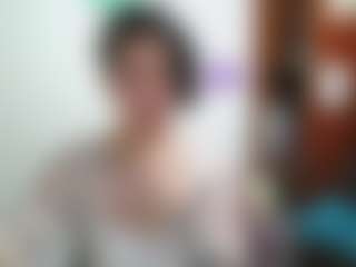 Camelia Saenz's Live Sex Cam Show