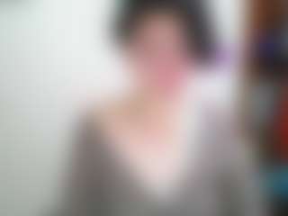 Camelia Saenz's Live Sex Cam Show