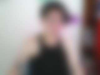 Live cam show with Camelia Saenz - Shaved on livesuperchat.net