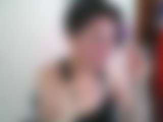 Camelia Saenz's Live Sex Cam Show