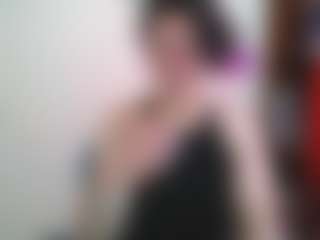 Camelia Saenz's Live Sex Cam Show