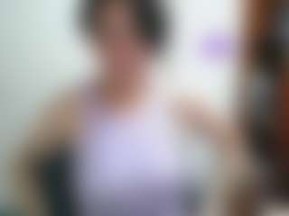 Camelia Saenz's Live Sex Cam Show