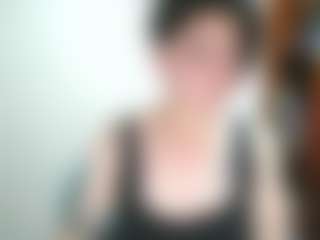 Live cam show with Camelia Saenz - Solo on CamClone