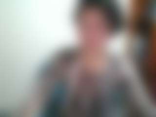 Camelia Saenz's Live Sex Cam Show