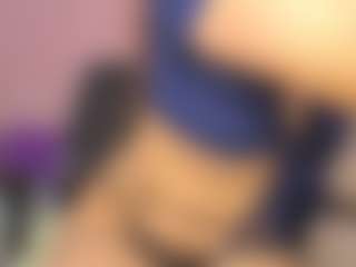 Live cam show with SamaraJune - Moaning on camgirlchat.live