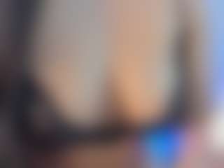 Live cam show with dahiana-cute - Ass Bouncing on Camsoda