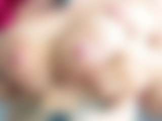 Live cam show with ElizabetthKitty - Petite on Camsoda