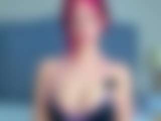 Live cam show with ElizabetthKitty - Squirt on Camsoda