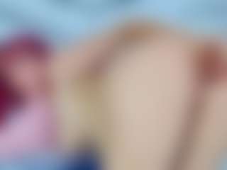 Live cam show with ElizabetthKitty - Skinny on Camsoda