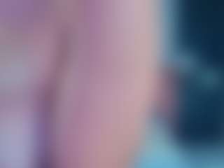 Live cam show with ElizabetthKitty - Athletic Teen (18+) on testsause.com