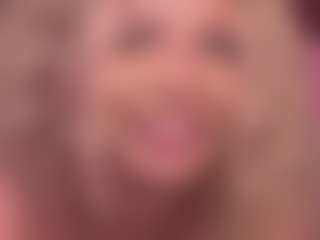 maddisonblush's Live Sex Cam Show