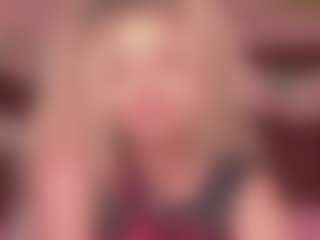 maddisonblush's Live Sex Cam Show