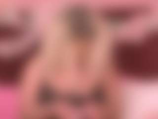 Live cam show with maddisonblush - Blue Eyes on Milfs Live