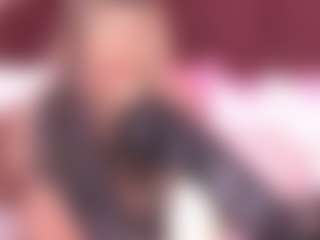 Live cam show with maddisonblush - Dildo Or Vibrator on Dare Cams