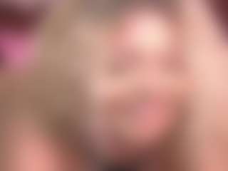 maddisonblush's Live Sex Cam Show