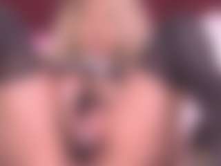 Live cam show with maddisonblush - Big Ass on Hubzter Live