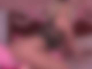 Live cam show with maddisonblush - HD on Latina Girls