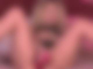 Live cam show with maddisonblush - Ride on Camsoda