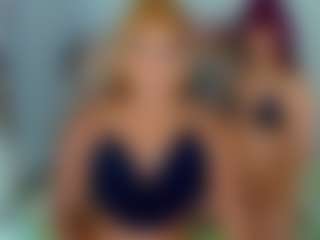 Live cam show with sara-brownn - Average on Milfs Live
