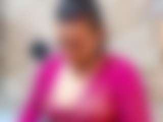 Sexyladyandhot MILF webcam performer live streaming