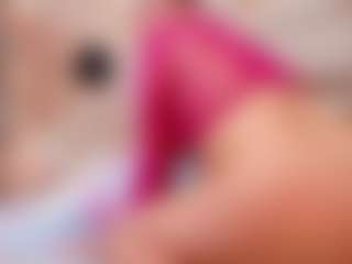 Sexyladyandhot MILF webcam performer live streaming