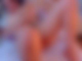 Sexyladyandhot MILF webcam performer live streaming