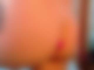 Live cam show with Sexyladyandhot - Middle Aged on Sweet Sext