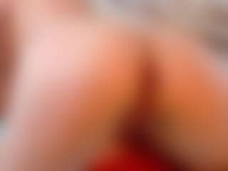 Sexyladyandhot's Live Sex Cam Show