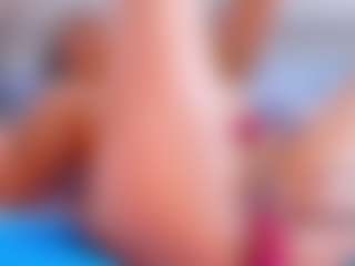 Sexyladyandhot's Live Sex Cam Show