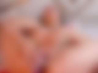 Live cam show with Sexyladyandhot - Middle Aged on CamSodaAdn