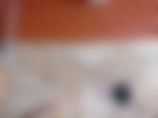 Sexyladyandhot MILF webcam performer live streaming