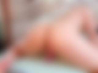 Sexyladyandhot's Live Sex Cam Show
