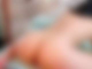Sexyladyandhot's Live Sex Cam Show