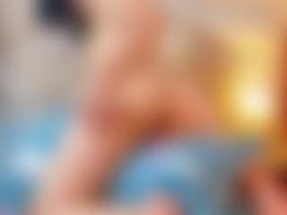 Sexyladyandhot MILF webcam performer live streaming