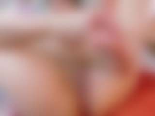 Pokaz na żywo z Sexyladyandhot - College na Camsoda