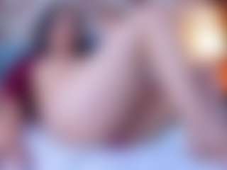 Live cam show with Sexyladyandhot - Italian Mature on crypto-cams | colombia